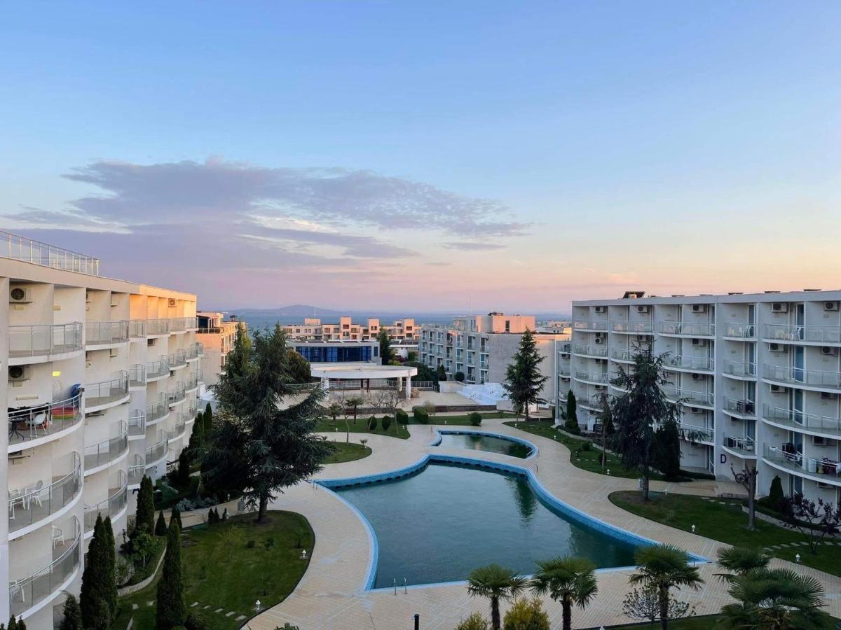 Blue Horizon Sarafovo Daire Burgaz Dış mekan fotoğraf